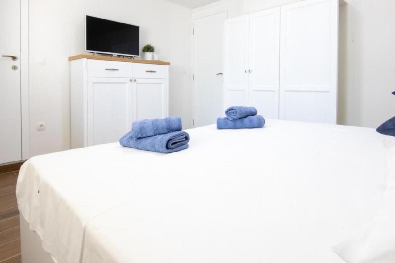Вилла Dvori Stipanovi With Heated Pool And Jacuzzi Donje Rascane Экстерьер фото